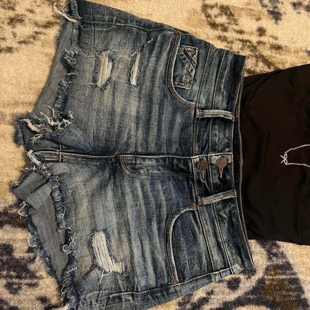 Buckle Black Women's High Rise Shorts